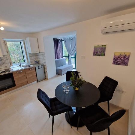 Lavanda Apartman 1 Cres Esterno foto