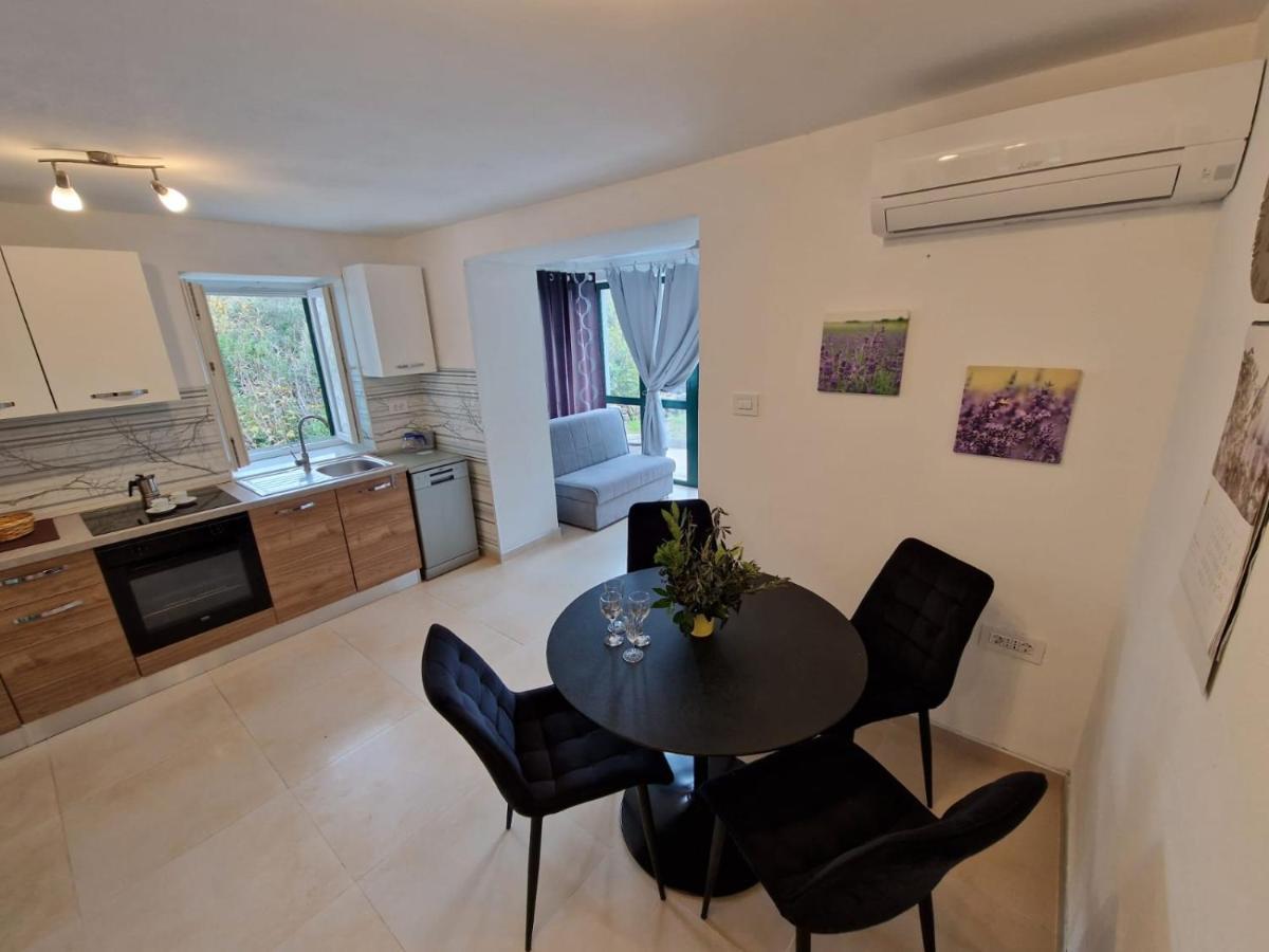 Lavanda Apartman 1 Cres Esterno foto